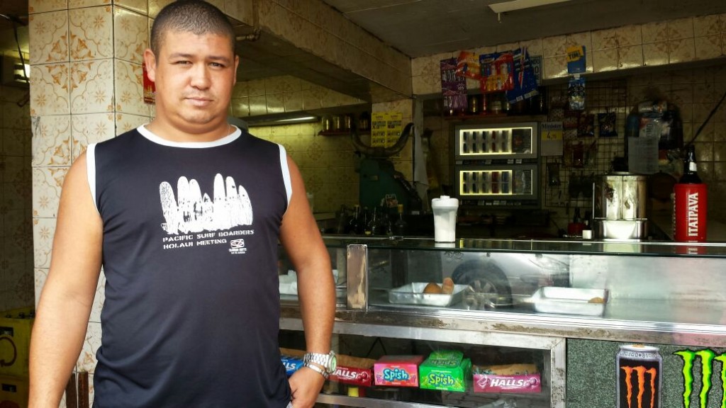 André dos Santos lost 90% of his sales because of the BRT line implementation in Cascadura.
