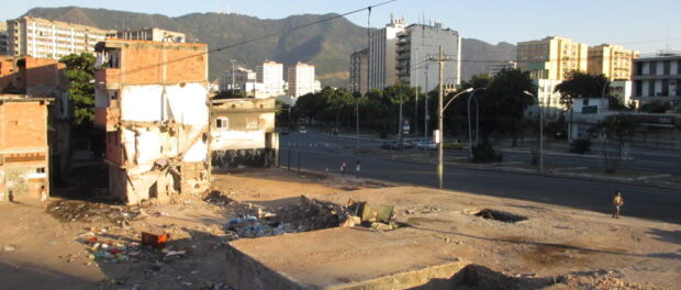 The cleared land where Favela do Metrô used to stand
