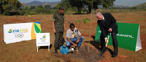 Rio 2016 manager for institutional relations, Fábio Starling, planted an Olympic Wood on World Environment Day in June 2009 to demonstrate the Rio Olympics sustainability commitments