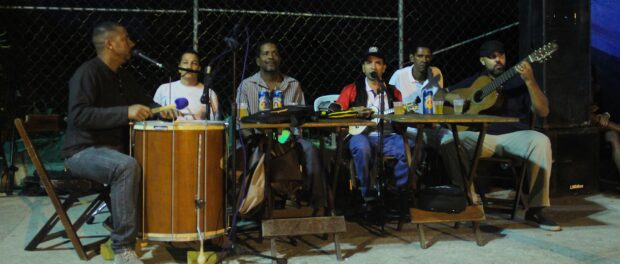 Maurício Monteiro and his samba group