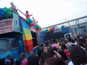 Performers on the Parada GLS float