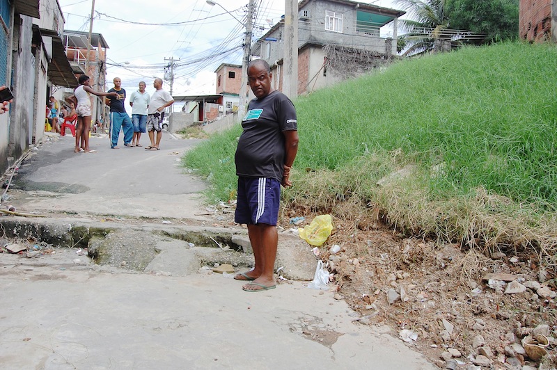 Pica-Pau, in the North Zone's Cordovil, is one of 815 favelas slated to receive upgrades in the Morar Carioca decree. Residents say their hopes for the upgrades center on water and trash collection.