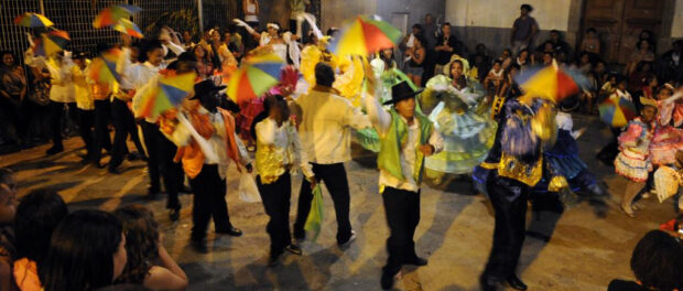 Cultural event in a public square in Proviência. Photo by Maurício Hora