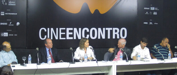 Debate after screening of À Queima Roupa at Festival do Rio 2014