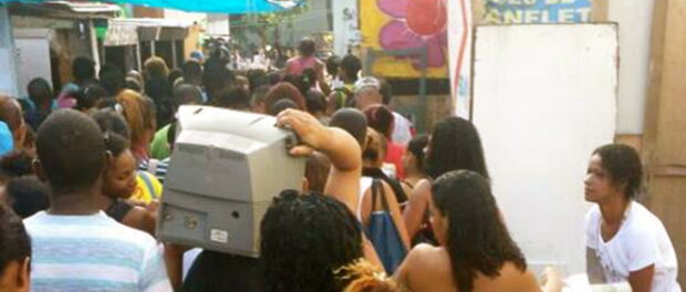 Nova Tuffy residents are forced to leave their seven month occupation. Photo courtesy of Jornal Alemão de Notícias.