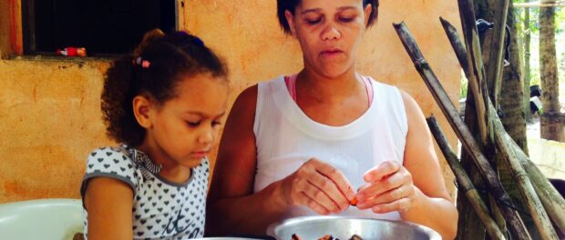 Rosangela and Julia, Praia do Sossego