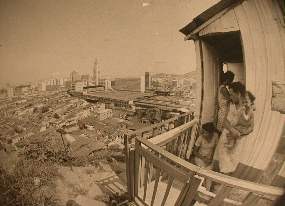 Providência in 1969. Image from the Favela Tem Memória website