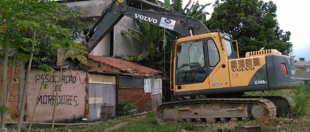 Penha Demolition