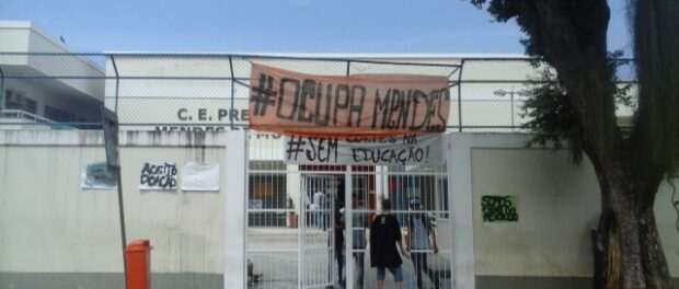 Students have occupied Colégio Estadual Prefeito Mendes de Moraes