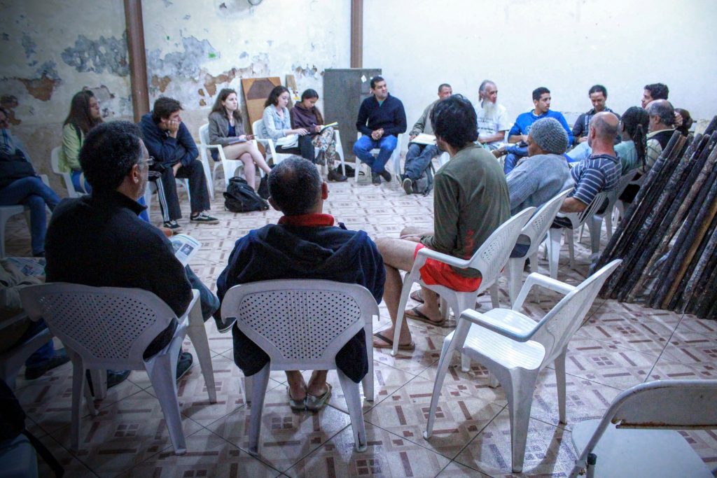 Rocinha Sem Fronteiras debates community media