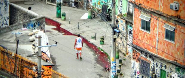 The scene after a police operation in which a 14 year old was killed. Photo by Carlos Coutinho / Coletivo Papo Reto