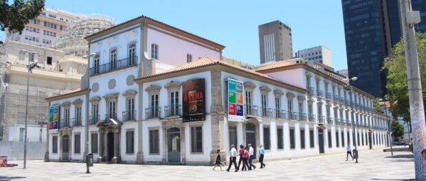 Praça XV, site of the first slave market in Rio