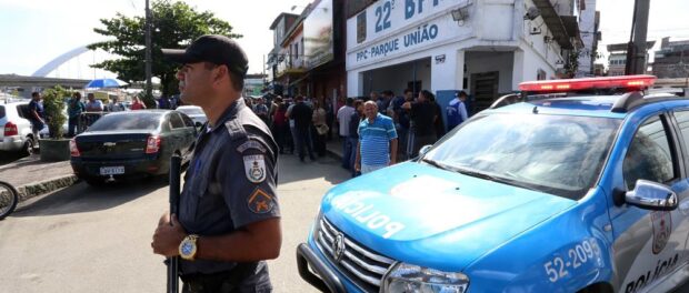 Military police in Maré, Photo: André Gomes de Melo, GERJ