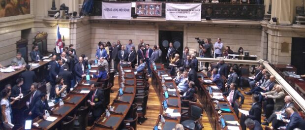 Votes being cast on Marielle's bills. Photo by Priscilla Mayrink